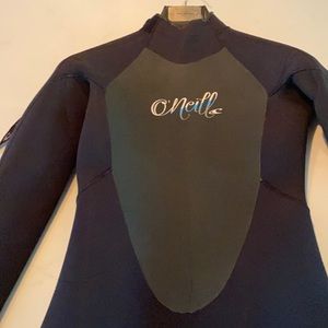 Ladies Oneil . Full wet suit